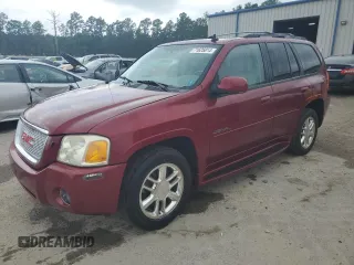 2008 GMC Envoy Denali with VIN 1GKES63M482114590, listed as a Copart auction lot 71625814 with 203,962 mi miles and Salvage Title. Bid and sale history available at carsss.com. Image 1.