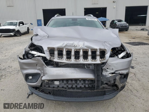2019 Jeep Cherokee Latitude Plus with VIN 1C4PJLLX5KD205136, listed as a Copart auction lot 60782235 with 48,783 mi miles and Non repairable. Bid and sale history available at DreamBid. Image 5.
