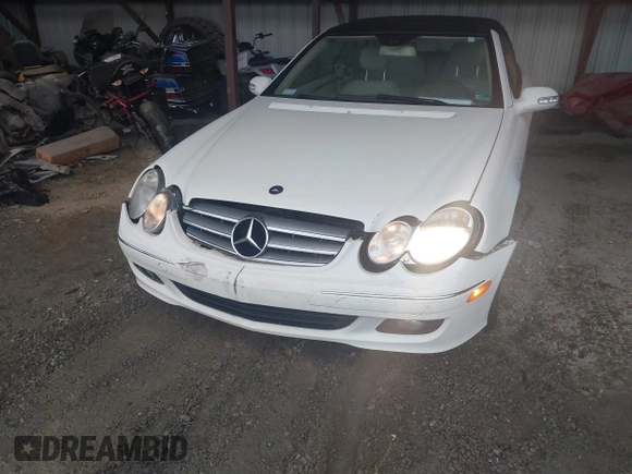 2007 Mercedes-Benz CLK 350 with VIN WDBTK56F07T082559, listed as a IAAI auction lot 42012047 with 76,513 mi miles and . Bid and sale history available at carsss.com. Image 6.