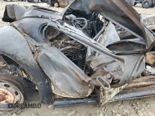 1972 Volkswagen Beetle with VIN 1122033388, listed as a Copart auction lot 84278384 with Not Provided miles and Non Repairable. Bid and sale history available at DreamBid. Image 10.
