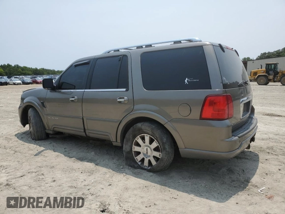 2004 Lincoln Navigator Luxury with VIN 5LMFU28R74LJ09128, listed as a Copart auction lot 59023625 with 181,658 mi miles and Salvage title. Bid and sale history available at DreamBid. Image 2.