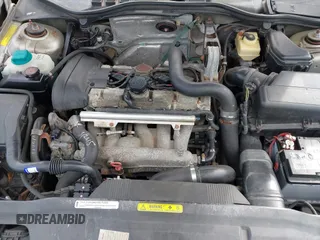 2000 Volvo S70 z VIN YV1LS56D0Y2667630, wystawiony jako IAAI lot #41898687 z przebiegiem 188 666 mil mil oraz . Historia ofert i sprzedaży dostępna na DreamBid. Obrazek 10.