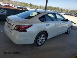 2014 Nissan Altima SV with VIN 1N4AL3AP7EC128319, listed as a Copart auction lot 49041385 with 310,988 mi miles and Salvage Title. Bid and sale history available at DreamBid. Image 3.