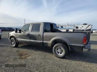 2002 Ford F-250 XL with VIN 1FTNW20F42EA12257, listed as a Copart auction lot 47253775 with 235,976 mi miles and Clean Title. Bid and sale history available at DreamBid. Image 2.