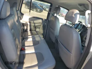 2005 Ford Explorer XLT z VIN 1FMZU63W25UA62588, wystawiony jako Copart lot #68111864 z przebiegiem Nie podano mil oraz Nie do naprawy • Non repairable. Historia ofert i sprzedaży dostępna na DreamBid. Obrazek 10.