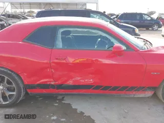 2015 Dodge Challenger R/T with VIN 2C3CDZAT2FH911390, listed as a IAAI auction lot 40882976 with 102,028 mi miles. Bid and sale history available at carsss.com. Image 13.