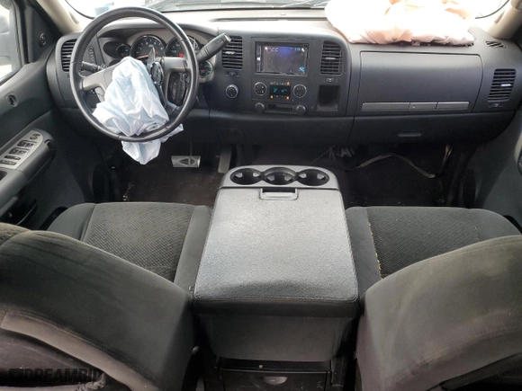 2008 GMC Sierra 2500HD SLE1 with VIN 1GTHK236X8F212521, listed as a Copart auction lot 47896535 with 138,945 mi miles and Salvage Title. Bid and sale history available at carsss.com. Image 8.