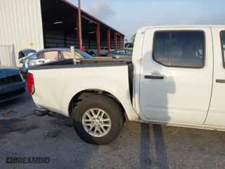 2018 Nissan Frontier SV V6 with VIN 1N6AD0ER1JN717377, listed as a IAAI auction lot 41888219 with 118,963 mi miles. Bid and sale history available at carsss.com. Image 6.