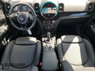 2024 MINI Countryman Cooper S z VIN WMZ83BR01R3R55474, wystawiony jako Copart lot #63559514 z przebiegiem 6 788 mil mil oraz Szkoda całkowita • Salvage title. Historia ofert i sprzedaży dostępna na DreamBid. Obrazek 8.