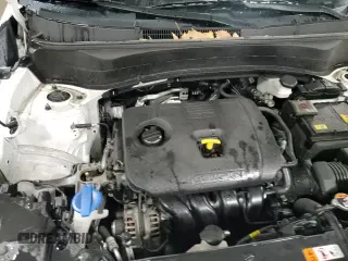 2022 Kia Seltos EX z VIN KNDERCAA5N7245525, wystawiony jako Copart lot #47647385 z przebiegiem 49 889 mil mil oraz Szkoda całkowita • Salvage title. Historia ofert i sprzedaży dostępna na DreamBid. Obrazek 16.