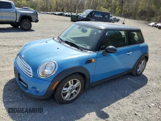 2013 MINI Hardtop with VIN WMWSU3C50DT682885, listed as a Copart auction lot 54238515 with 115,712 mi miles and Salvage Title. Bid and sale history available at DreamBid. Image 1.