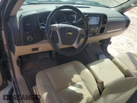 2011 Chevrolet Silverado 1500 LT with VIN 1GCRKSE33BZ332402, listed as a Copart auction lot 48675245 with 128,322 mi miles and Salvage Title. Bid and sale history available at DreamBid. Image 8.