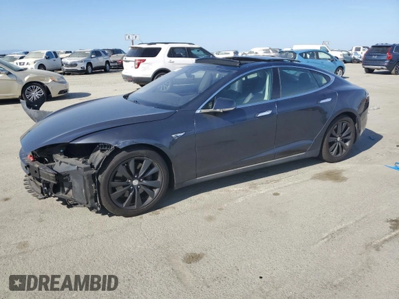 2015 Tesla Model S 85D with VIN 5YJSA1S2XFF092318, listed as a Copart auction lot 52026615 with 78,729 mi miles and Salvage Title. Bid and sale history available at carsss.com. Image 1.