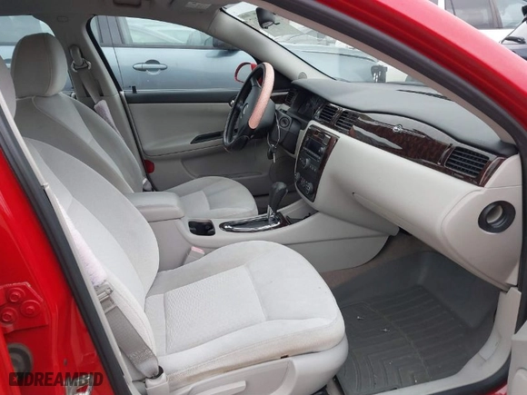 2012 Chevrolet Impala LT Fleet with VIN 2G1WG5E36C1161623, listed as a IAAI auction lot 41761317 with 100,204 mi miles. Bid and sale history available at carsss.com. Image 5.