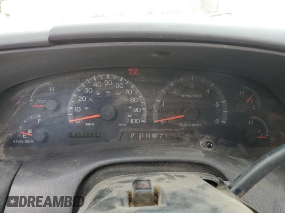 1999 Ford F-150 with VIN 2FTRX17L0XCA37979, listed as a Copart auction lot 58216695 with 256,055 mi miles and Clean title. Bid and sale history available at DreamBid. Image 9.