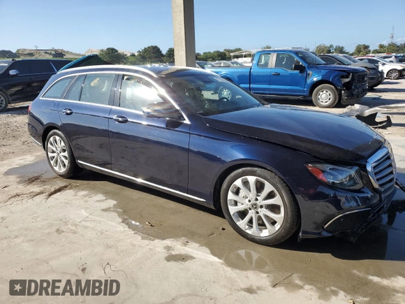 2019 Mercedes-Benz E 450 with VIN WDDZH6JB3KA623019, listed as a Copart auction lot 87320564 with 17,763 mi miles and Non Repairable. Bid and sale history available at DreamBid. Image 4.