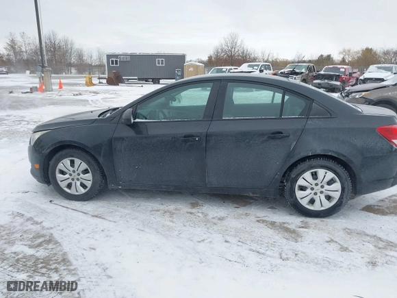 2013 Chevrolet Cruze LS with VIN 1G1PA5SH1D7267312, listed as a IAAI auction lot 41052844 with 181,905 mi miles. Bid and sale history available at carsss.com. Image 14.