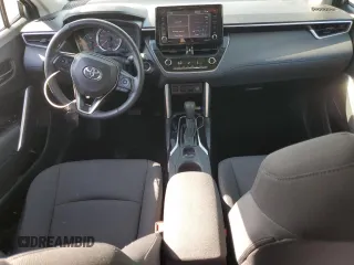 2022 Toyota Corolla Cross LE with VIN 7MUBAABG6NV041555, listed as a Copart auction lot 56567225 with 26,736 mi miles and Salvage title. Bid and sale history available at DreamBid. Image 8.