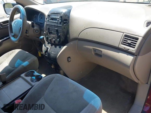 2005 Toyota Sienna LE with VIN 5TDBA23C75S029569, listed as a IAAI auction lot 42254021 with 195,137 mi miles and . Bid and sale history available at DreamBid. Image 5.