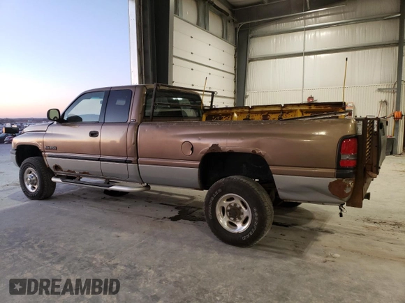 2001 Dodge Ram 2500 with VIN 1B7KF236X1J193739, listed as a Copart auction lot 82654584 with 191,466 mi miles and Clean Title. Bid and sale history available at carsss.com. Image 2.