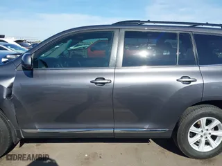 2013 Toyota Highlander with VIN 5TDZK3EHXDS115130, listed as a IAAI auction lot 41974068 with 156,510 mi miles. Bid and sale history available at carsss.com. Image 15.