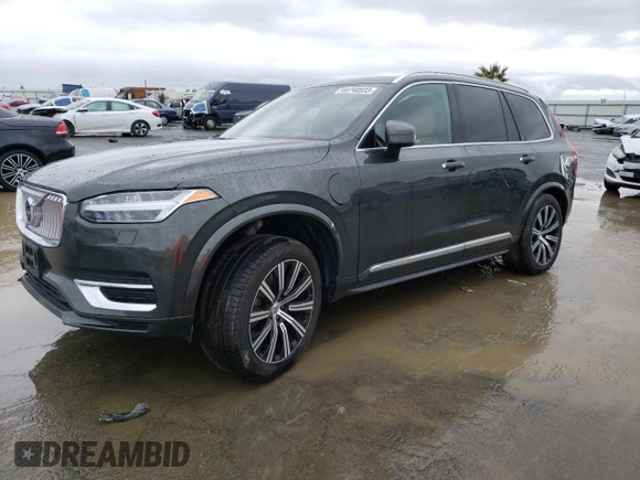 2021 Volvo XC90 Inscription Expression with VIN YV4BR0CL2M1729599, listed as a Copart auction lot 44740533 with 0 mi miles. Bid and sale history available at carsss.com. Image 1.