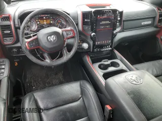 2019 Ram 1500 Rebel z VIN 1C6SRFLT1KN915220, wystawiony jako Copart lot #87608625 z przebiegiem 75 136 mil mil oraz Szkoda całkowita • Salvage title. Historia ofert i sprzedaży dostępna na DreamBid. Obrazek 8.