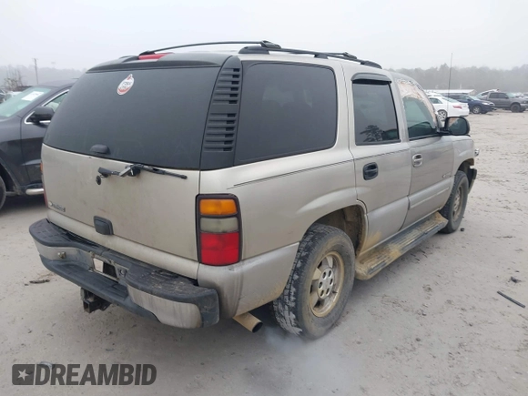 2006 Chevrolet Tahoe LS with VIN 1GNEC13V86R119341, listed as a IAAI auction lot 41564383 with 295,214 mi miles. Bid and sale history available at carsss.com. Image 4.
