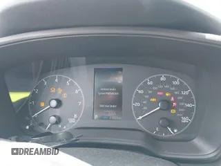 2024 Toyota Corolla LE z VIN 5YFB4MDE2RP088143, wystawiony jako IAAI lot #42497036 z przebiegiem 23 824 mil mil oraz . Historia ofert i sprzedaży dostępna na DreamBid. Obrazek 7.