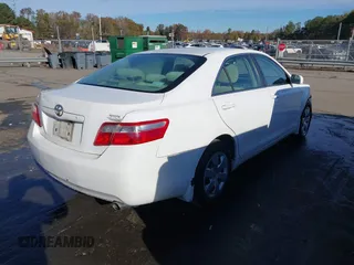 2008 Toyota Camry LE with VIN 4T1BE46K88U752605, listed as a IAAI auction lot 40771716 with 222,600 mi miles. Bid and sale history available at carsss.com. Image 4.