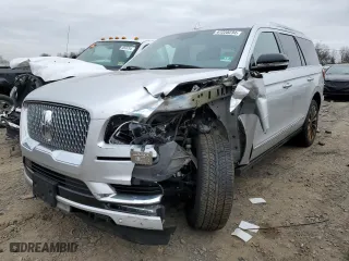 2018 Lincoln Navigator Select with VIN 5LMJJ2JT0JEL07543, listed as a Copart auction lot 47220234 with 152,557 mi miles and Salvage Title. Bid and sale history available at carsss.com. Image 1.