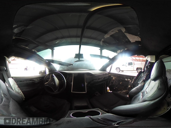 2017 Tesla Model X 90D z VIN 5YJXCAE21HF041207, wystawiony jako IAAI lot #41766065 z przebiegiem Nie podano mil oraz . Historia ofert i sprzedaży dostępna na DreamBid. Obrazek 20.