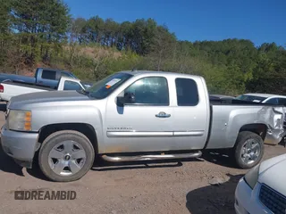 2011 Chevrolet Silverado 1500 LT with VIN 1GCRCSE04BZ229430, listed as a IAAI auction lot 41839292 with 182,777 mi miles and . Bid and sale history available at DreamBid. Image 14.