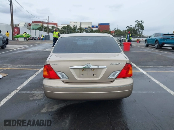2001 Toyota Avalon XL with VIN 4T1BF28B31U158301, listed as a IAAI auction lot 41748763 with 192,762 mi miles and . Bid and sale history available at DreamBid. Image 16.