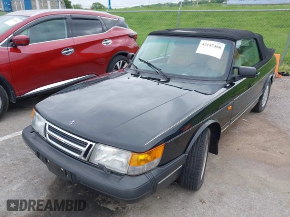 1994 Saab 900 z VIN YS3AK76E4R7002454, wystawiony jako IAAI lot #42147468 z przebiegiem 538 mil mil oraz . Historia ofert i sprzedaży dostępna na DreamBid. Obrazek 2.