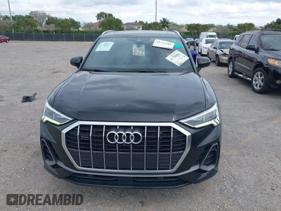 2022 Audi Q3 S line Premium Plus with VIN WA1EECF32N1071447, listed as a IAAI auction lot 41772286 with 86,187 mi miles. Bid and sale history available at carsss.com. Image 12.