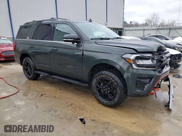 2022 Ford Expedition Timberline with VIN 1FMJU1RT8NEA03018, listed as a Copart auction lot 47192865 with 31,334 mi miles and Salvage Title. Bid and sale history available at carsss.com. Image 4.