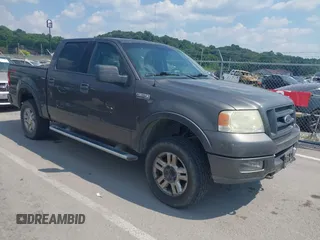 2004 Ford F-150 XLT z VIN 1FTPW14544FA13281, wystawiony jako IAAI lot #42609212 z przebiegiem 174 385 mil mil oraz . Historia ofert i sprzedaży dostępna na DreamBid. Obrazek 1.