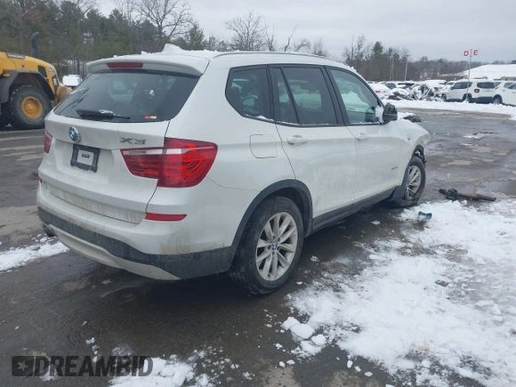 2017 BMW X3 xDrive28i z VIN 5UXWX9C38H0W76528, wystawiony jako IAAI lot #41543645 z przebiegiem 76 108 mil mil oraz . Historia ofert i sprzedaży dostępna na DreamBid. Obrazek 4.