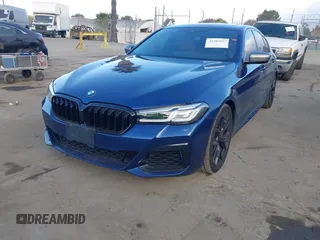 2021 BMW 5 Series M550i xDrive z VIN WBA13BK0XMCG75802, wystawiony jako IAAI lot #41503977 z przebiegiem 20 741 mil mil oraz . Historia ofert i sprzedaży dostępna na DreamBid. Obrazek 17.