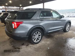 2022 Ford Explorer XLT with VIN 1FMSK8DH8NGB25128, listed as a IAAI auction lot 41966881 with 19,190 mi miles and . Bid and sale history available at DreamBid. Image 4.