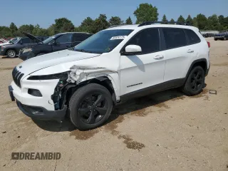 2016 Jeep Cherokee Latitude with VIN 1C4PJMCS2GW220912, listed as a Copart auction lot 60534175 with 182,682 mi miles and Salvage title. Bid and sale history available at DreamBid. Image 1.