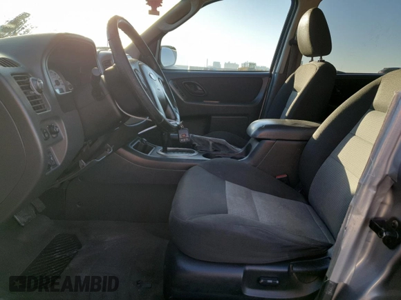 2007 Ford Escape XLT with VIN 1FMYU03197KA99388, listed as a Copart auction lot 46999525 with 192,220 mi miles and Salvage Title. Bid and sale history available at carsss.com. Image 7.