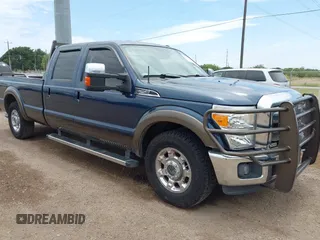 2016 Ford F-250 XL z VIN 1FT7W2A60GEA43164, wystawiony jako IAAI lot #42472610 z przebiegiem 236 342 mil mil oraz . Historia ofert i sprzedaży dostępna na DreamBid. Obrazek 1.