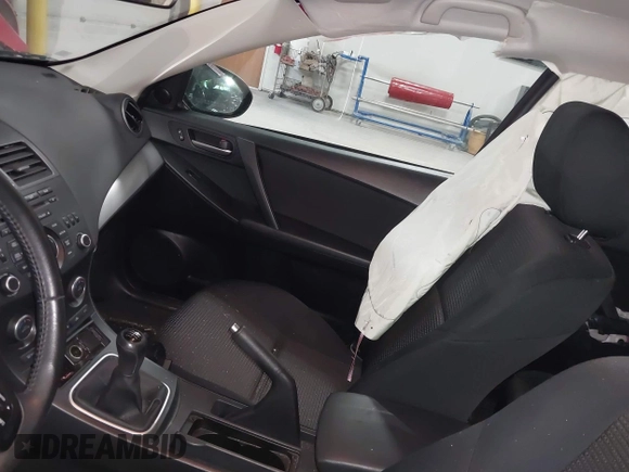 2013 Mazda 3 i Touring with VIN JM1BL1L77D1821613, listed as a IAAI auction lot 42013129 with 118,235 mi miles and . Bid and sale history available at DreamBid. Image 5.