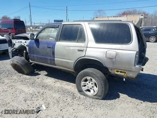 2001 Toyota 4Runner SR5 with VIN JT3HN86R910337426, listed as a IAAI auction lot 41844539 with 1 mi miles. Bid and sale history available at carsss.com. Image 3.