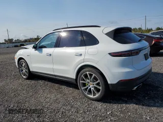 2019 Porsche Cayenne E-Hybrid with VIN WP1AE2AYXKDA52123, listed as a Copart auction lot 72756264 with 19,804 mi miles and Salvage title. Bid and sale history available at DreamBid. Image 2.