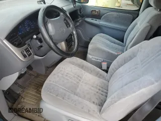 2001 Toyota Sienna LE with VIN 4T3ZF13C51U399874, listed as a Copart auction lot 57933494 with 0 mi miles and Clean Title. Bid and sale history available at carsss.com. Image 7.