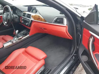 2020 BMW 4 Series 430i xDrive z VIN WBA4J3C08LBL11466, wystawiony jako IAAI lot #42253559 z przebiegiem 26 838 mil mil oraz . Historia ofert i sprzedaży dostępna na DreamBid. Obrazek 5.