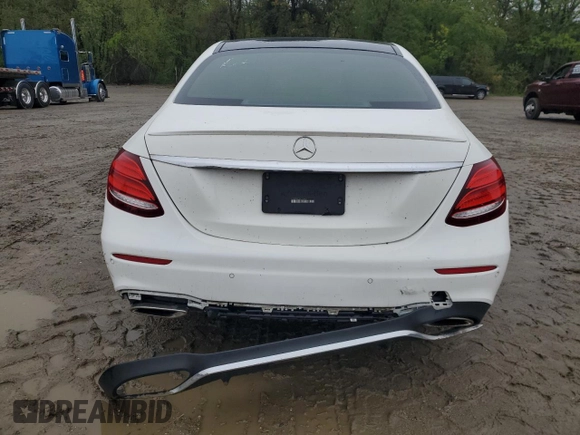 2019 Mercedes-Benz E 300 with VIN WDDZF4KB2KA600498, listed as a Copart auction lot 55762695 with 96,796 mi miles and Clean Title. Bid and sale history available at DreamBid. Image 6.